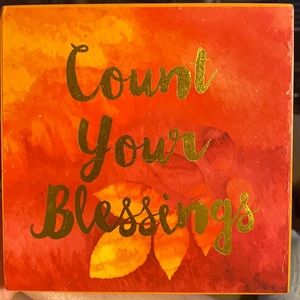 5.5” x 5.5” x 1.5” cute wall decor